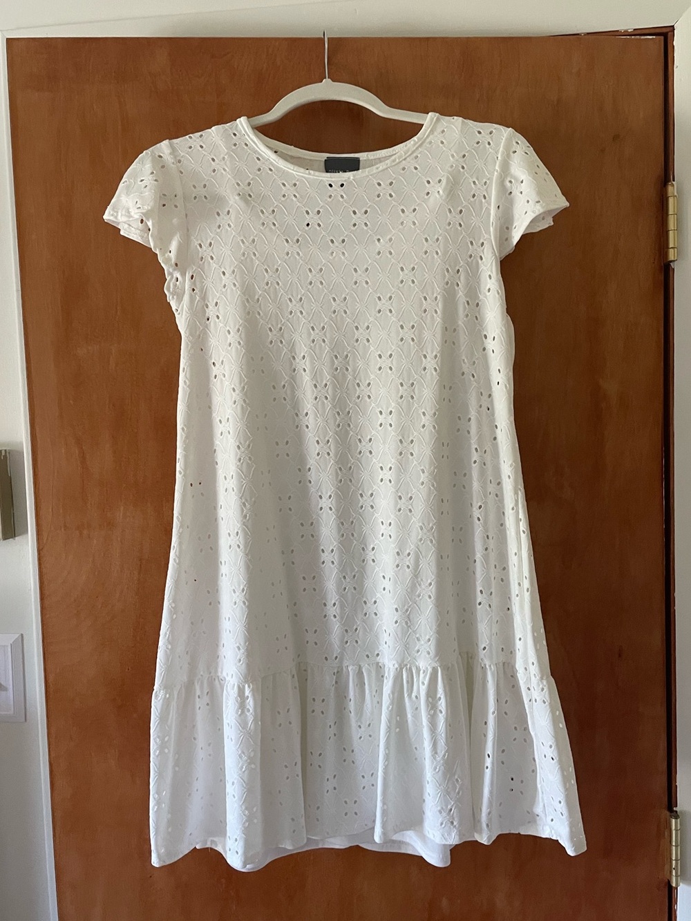 Women’s White Eyelet Short Sleeve Dress